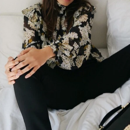 

Women Silk Floral Print Ruffled Blouses 2019 Lantern Sleeves Vintage Elegant Casual Tops