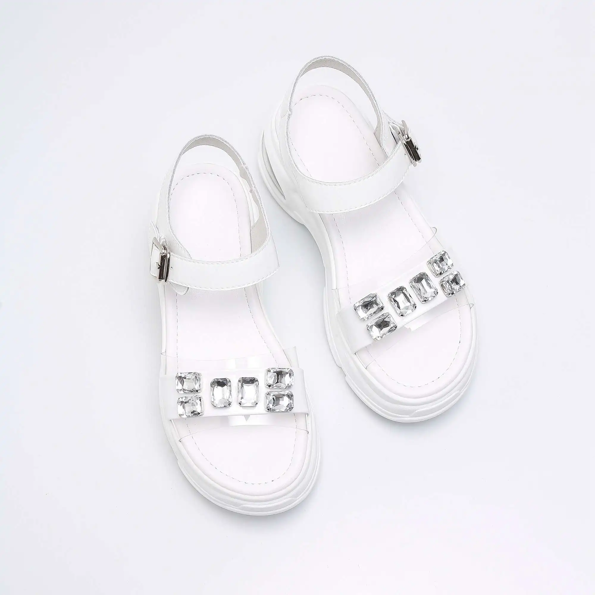

Krazing Pot cow leather buckle strap med bottom women sandals retro plus size peep toe crystals decoration gladiator shoes L13