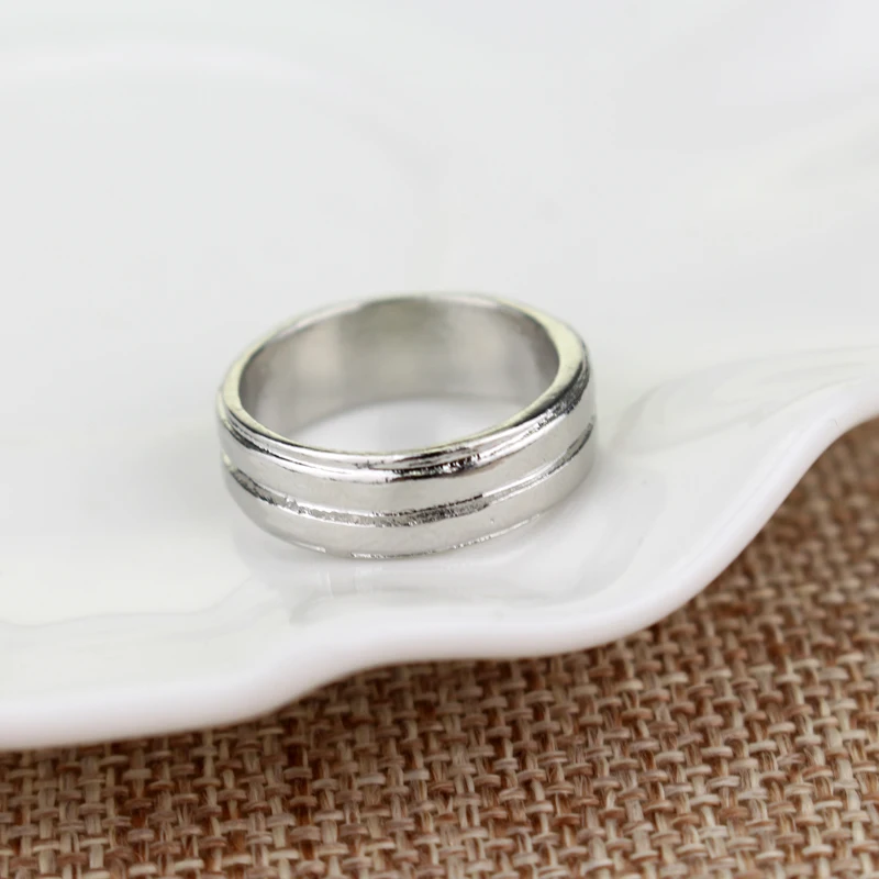 Дропшиппинг Сверхъестественное Дин кольцо Высокое качество сплав металл Сверхъестественное Дин логотип серебряного цвета кольцо держатель ювелирные изделия