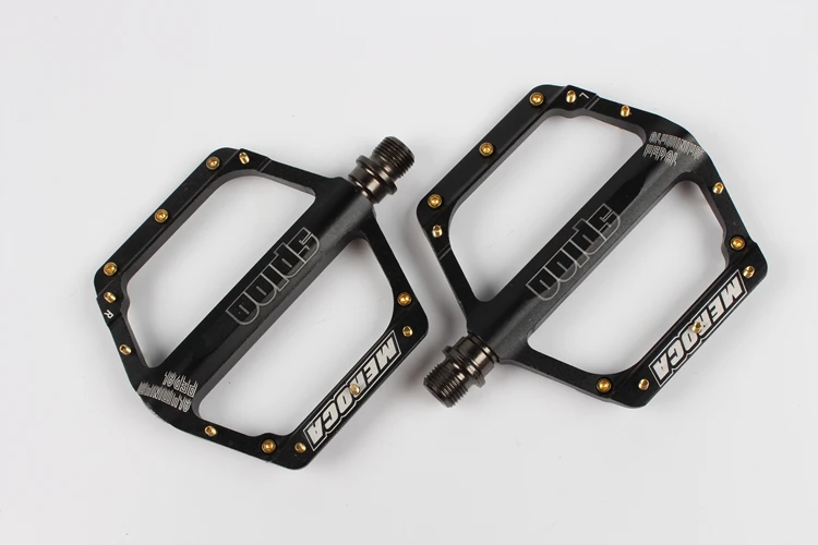 NEW free shipping Mountain Bicycle BBBearing Bottom Bracket Screw Type