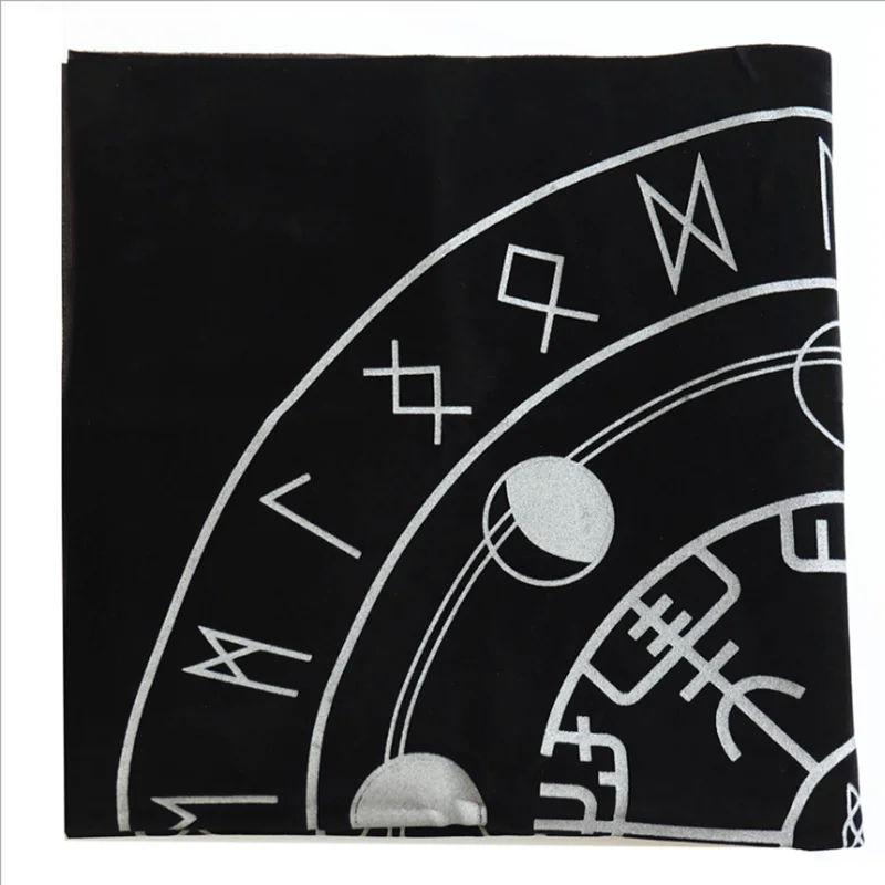  Tarot special tablecloth Black flannel tablecloth Divination tablecloth 49*49cm cross-border board 