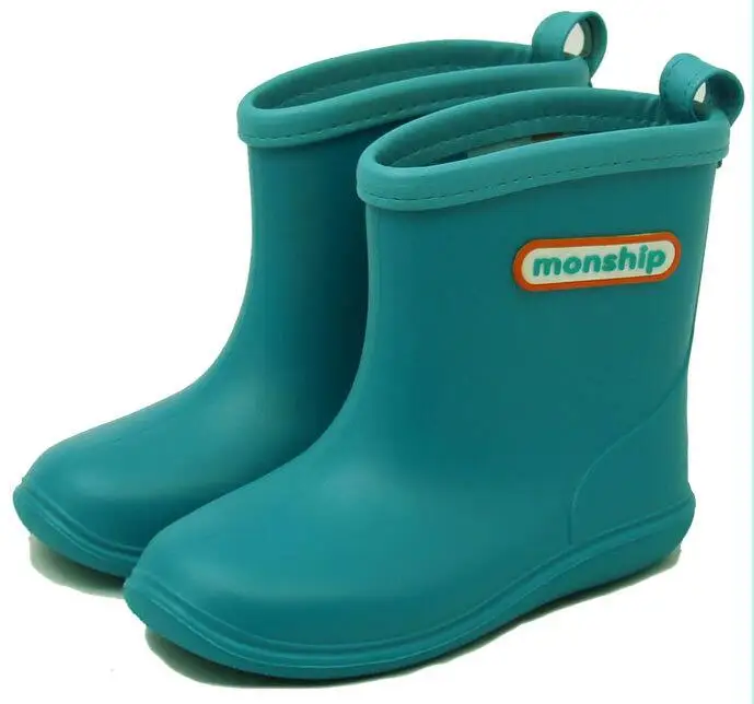 Для маленьких мальчиков обувь для дождливой погоды, резиновые сапоги обувь для детей летние футболки для девочек с Модные непромокаемые сапоги; ботинки на резиновой подошве обувь для девочек