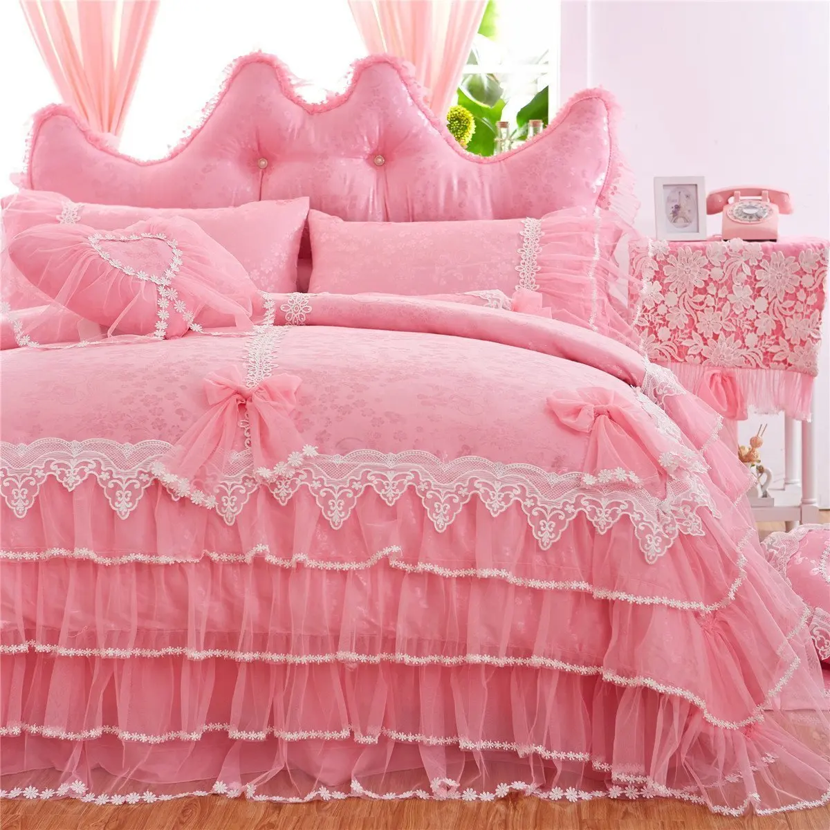 

WINLIFE Pink Lace Ruffle Bedding Set Korean Princess Bowknot Duvet Cover Sets Queen 7PCS 4PCS