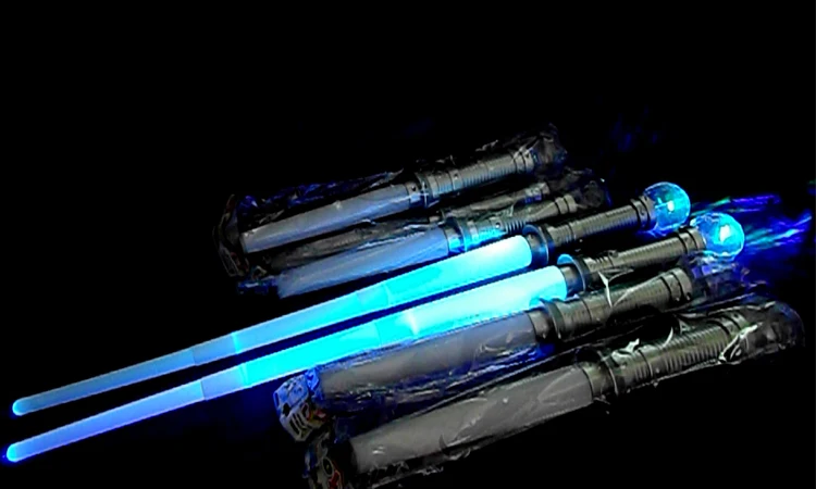 81-lightsaber-3