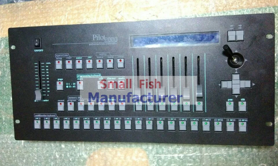  Free Shipping Pilot 2000 DMX Console DMX512 Controller DMX Lighting Controller for 40pcs Computer S