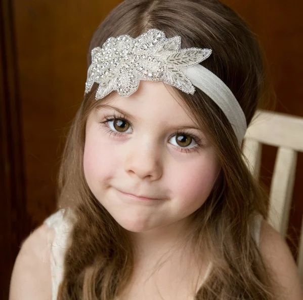 New sparkly white crystal beads handmade shining bow leaves design