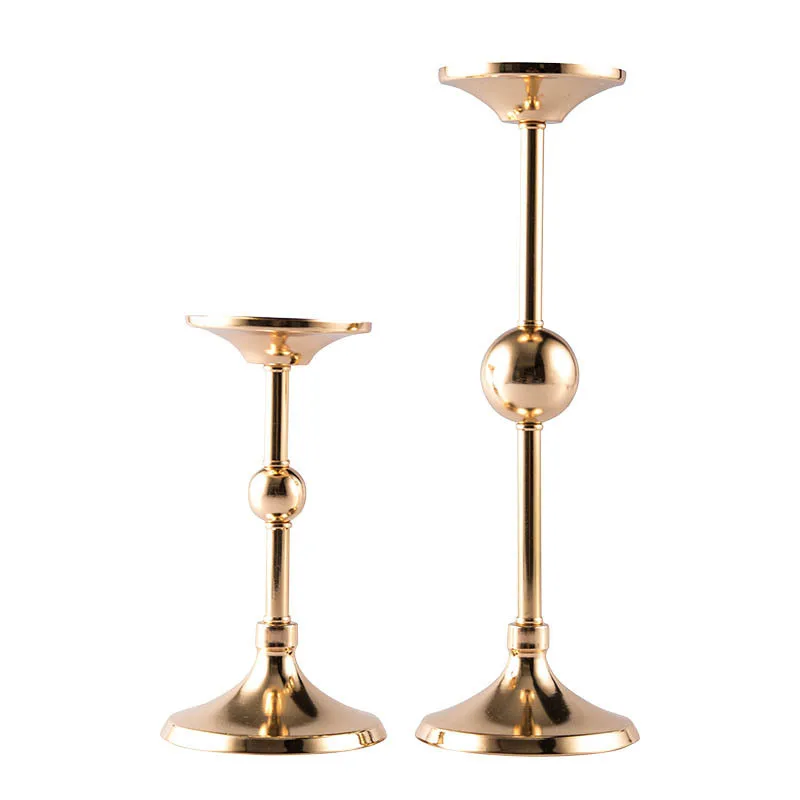 European High-end Wrought Iron Vertical Candlestick Wedding Flower Bracket Table Romantic Candlestick Creative Home Decoration