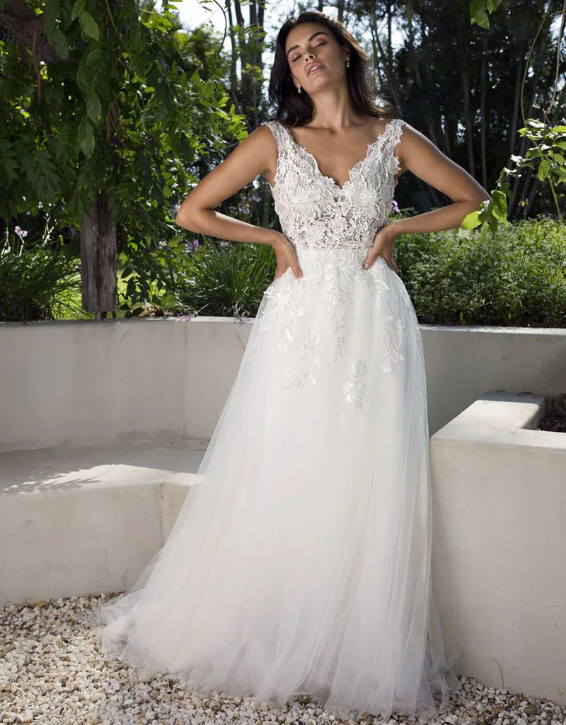 

Verngo Appliques Tulle Wedding Dress V-Neck Summer Bride Dress Custom Made 2019 Fashion Wedding Gowns Robe De Mariйe