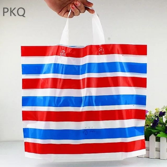 Wholesale 50pcs / 35*30 cm Large Plastic Shopping Bags With Handle Red