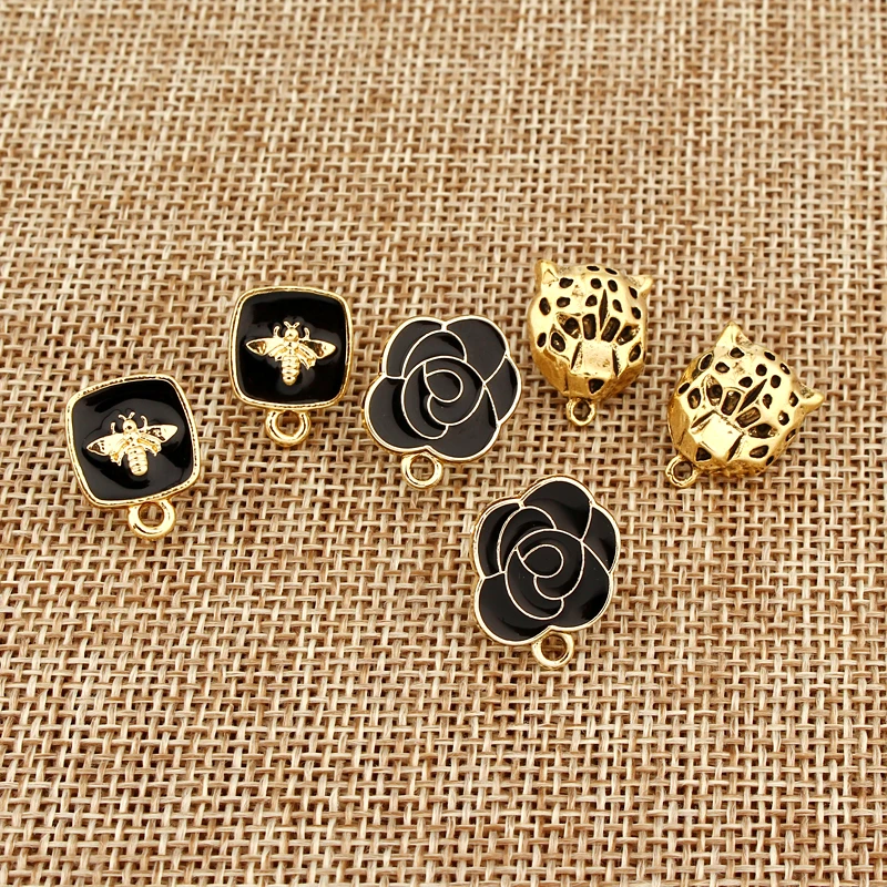

6pcs Gothic Enamel Charms Stud Earrings Base Findings With Pin Black Flowers Bee Leopard Punk Earing Women DIY Accessory AC408