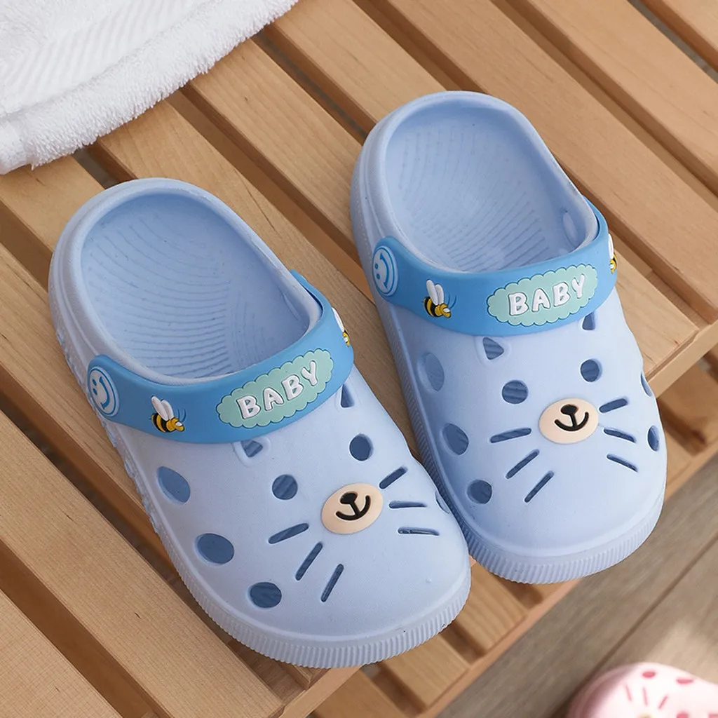 Летние мягкие домашние тапочки для маленьких девочек и мальчиков; тапочки с рисунком кота; пляжные сандалии; модная симпатичная детская обувь;
