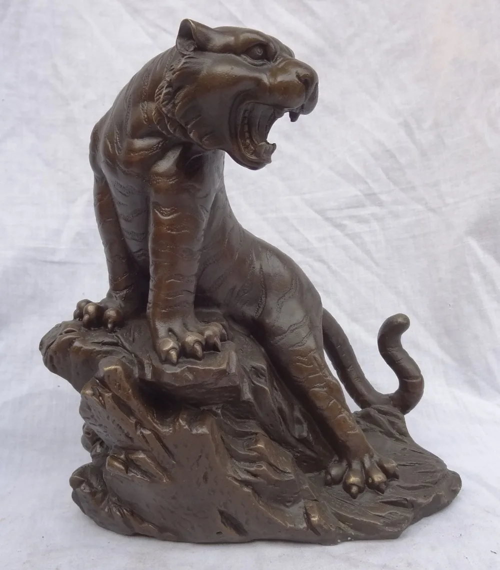 

597++Folk Chinese Year Zodiac Bronze Animals Wealth Up Tiger On Hill Statue Sculpture