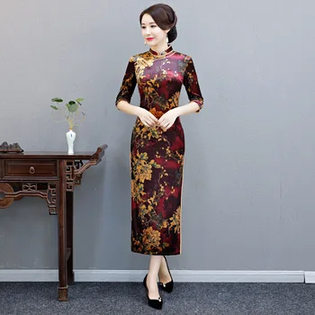 

Classic Chinese Style Female Qipao Women Elegant Flower Long Slim Cheongsam Vestidos Autumn Velvet Dress Plus Size 3XL 4XL