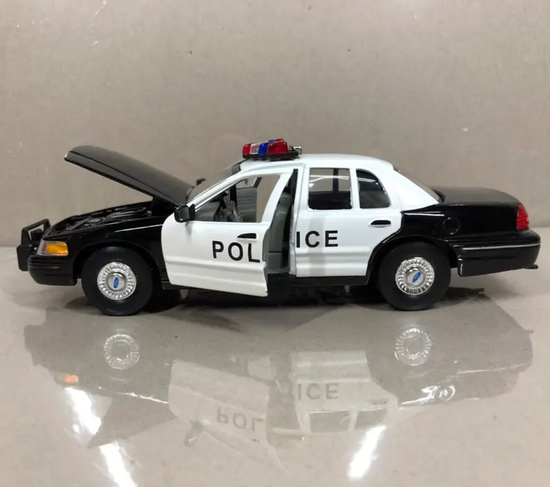 WELLY 1/24 масштаб США 1999 Ford Crown Victoria литая металлическая модель автомобиля игрушка для подарка/коллекции/детей