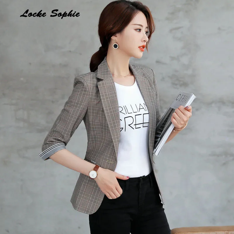 

Women's Plus size Blazers coats 2019 Summer cotton plaid Middle sleeve Slim fit Small Suits jackets ladies Skinny Blazers Suit