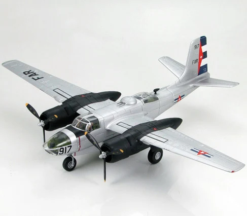 

1:72 HA3206 Cuban Air Force B-26C tactical bomber model 1961 Favorites Model Scale Models With Original Box