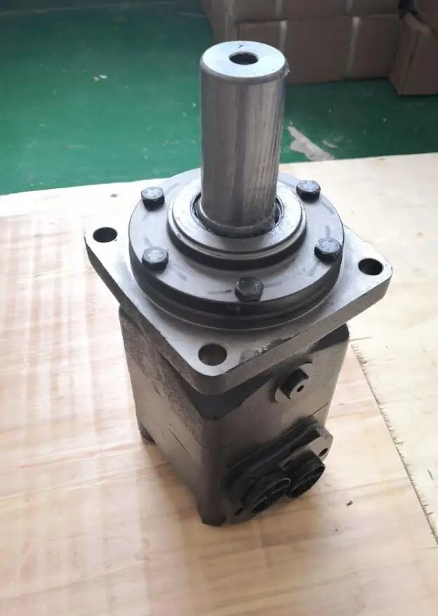 

MT400 Motor HYDRAULIC Flange 4 Bolt geroler orbit motor