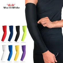 Vale la pena del Braccio di Sport di Compressione Basket Manicotto di Riciclaggio Del Braccio Scaldino Estate Corsa E Jogging UV di Protezione Pallavolo Protezione Solare Fasce