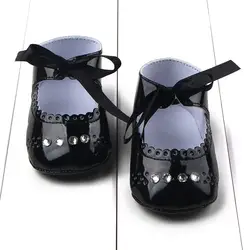 Новорожденных мягкой подошвой для маленьких девочек принцессы со стразами кроватки детская обувь первая прогулка 0-12 м обувь Лидер продаж