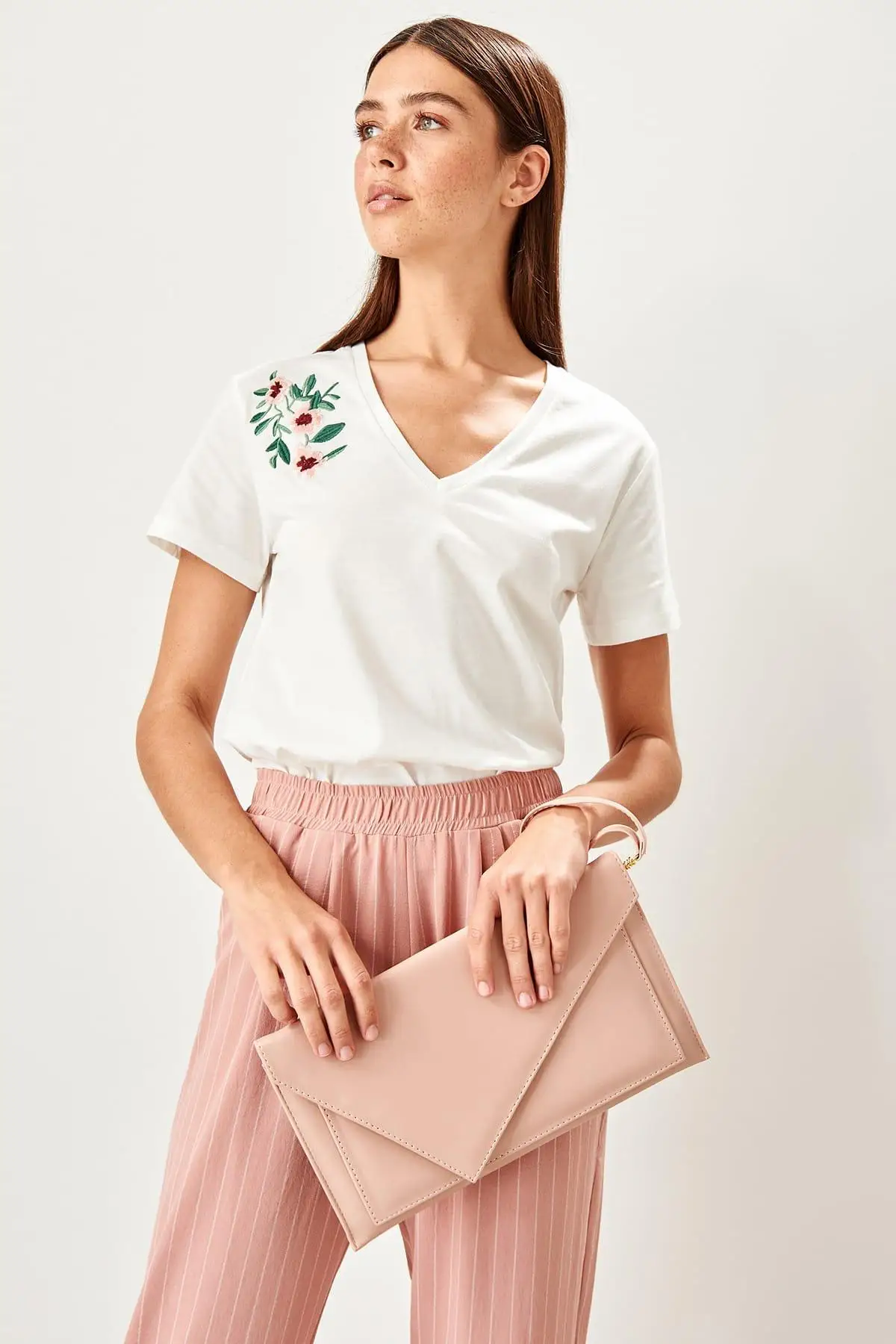 

Trendyol Powder Texture Detaylı Shoulder Bag TWOSS19FB0007