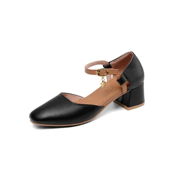 

2019 spring and summer small fresh thick with the buckle with the size code 32-43 hollow sandals tide