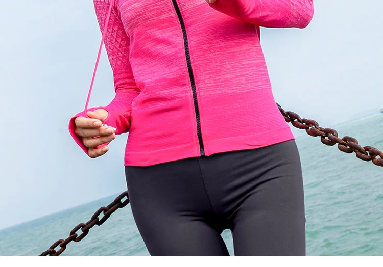 women-running-jackets_06