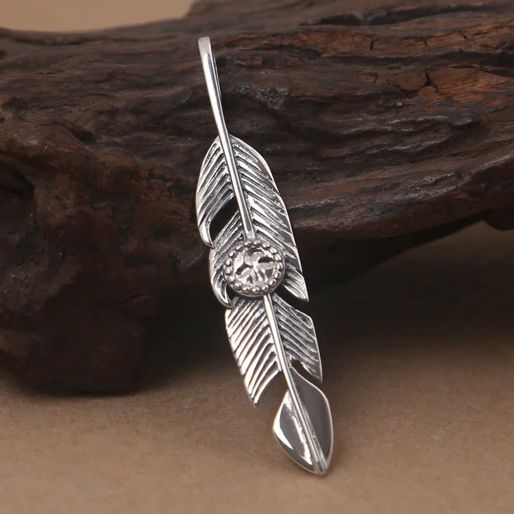 

2019 Sale Choker Necklace S925 Sterling Jewelry Fashion Japanese And Korean Retro Thai Hollow Feather With Round Shield Pendant