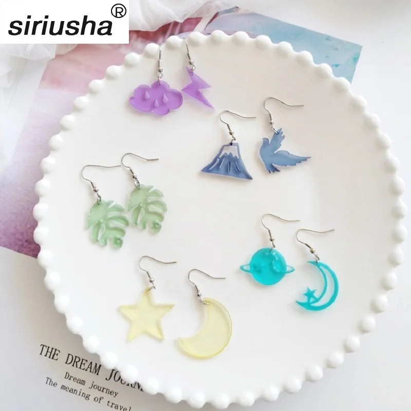 

Fantasy Planet Moon Earrings Leaf Shape Acrylic Plate Personality Creative Sweet Girl Wild Ear Jewelry Wholesale Y885