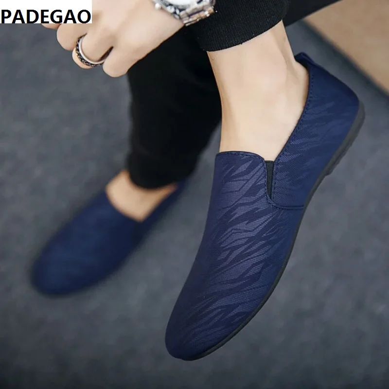 

Dark pattern peas shoes men's 2019 spring and autumn new fashion trend social handsome guy a pedal casual shoes