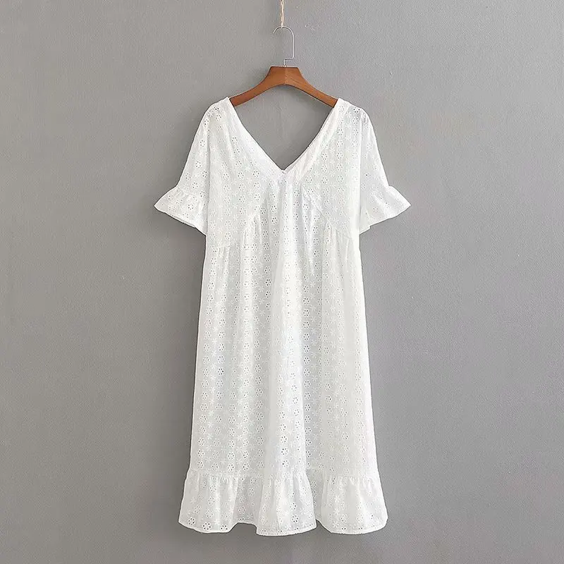 

XD50-2059 European and American fashionable V-collar pleated hem dress