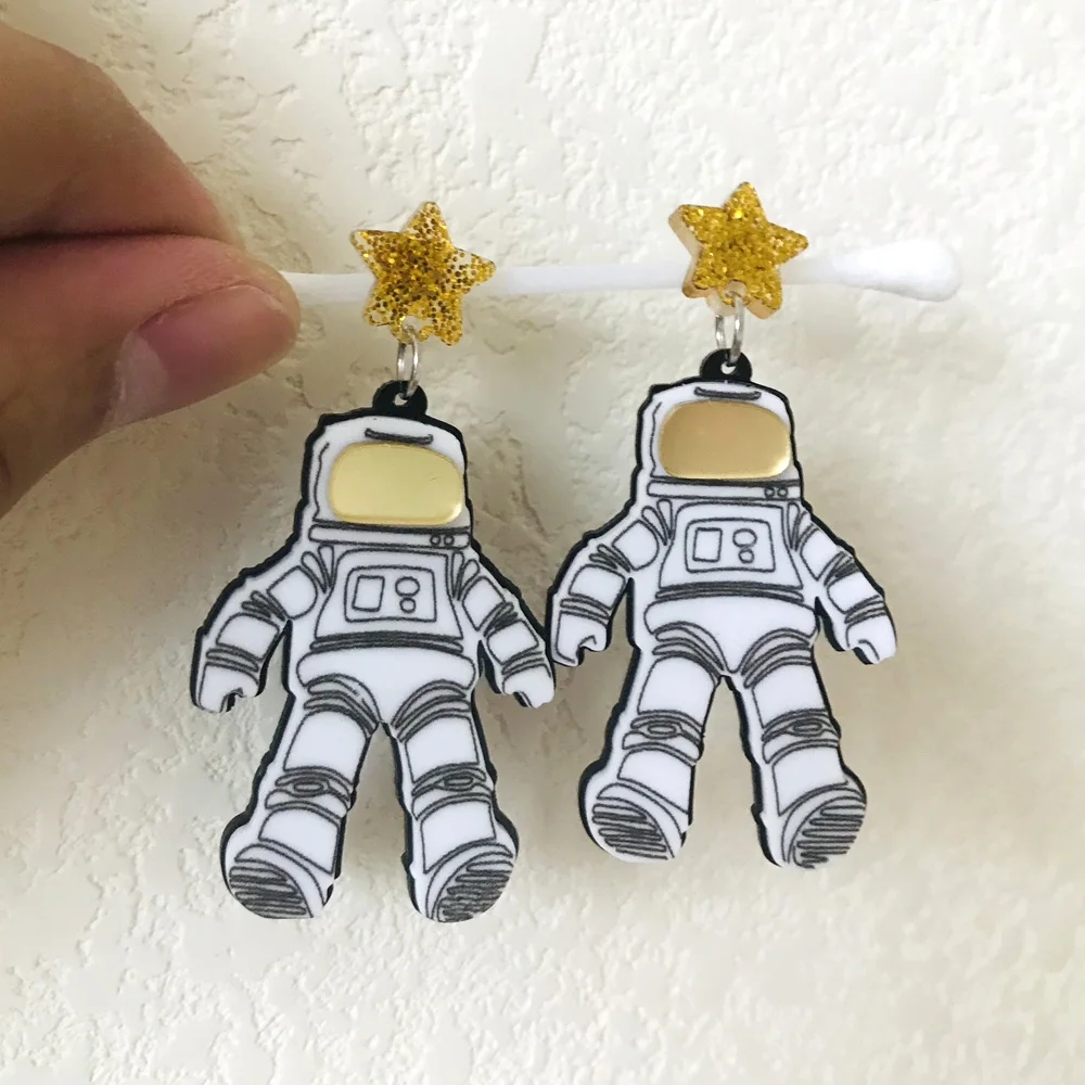 Funny Exaggerated Spaceman Acrylic Drop Earrings Shining Glitter Powder Star Cool Winter Drop Earrings for Women Unique Brincos Funny Exaggerated Spaceman Acrylic Drop Earrings Shining Glitter Powder Star Cool Winter Drop Earrings for Women Unique Brincos