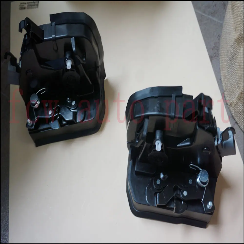 

for BMW E53 X5 2000-2006 Set Pair of 2 front right + rear left Integrated Door Locks Actuator 51228402601 51218402540
