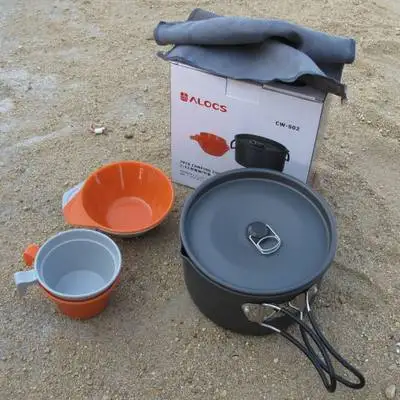 

ALOCS Outdoor Camping Pot/Boiler Portable Cookware 1-2 Person with Foldable Handle Aluminum Cookware Travel/Pinic Tableware
