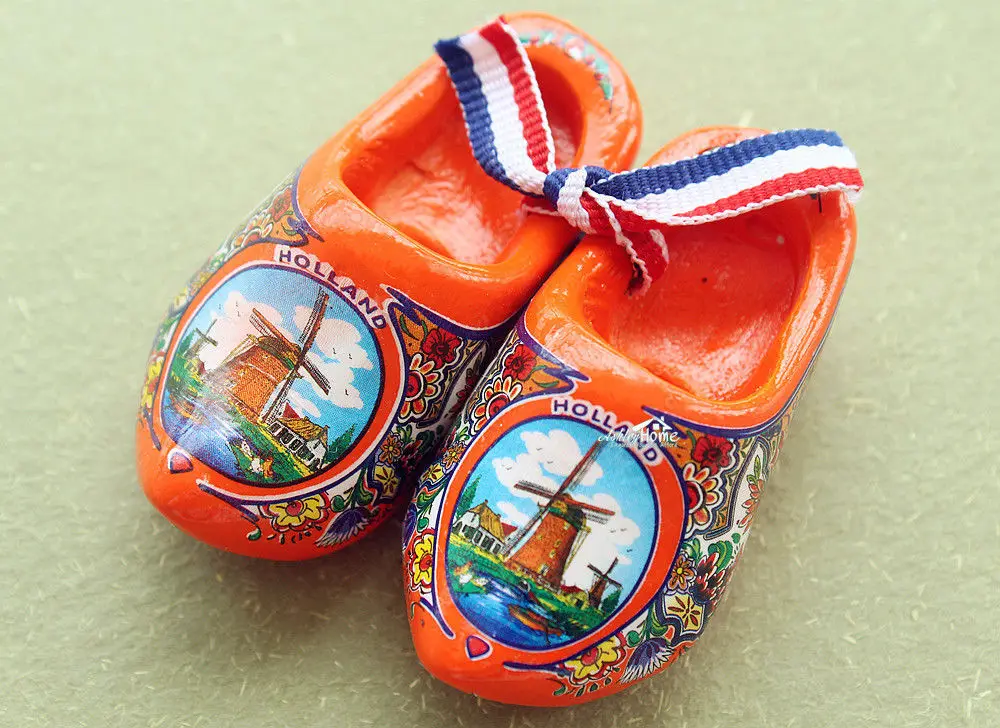 2.5" Netherlands Holland Dutch Wooden Shoes Tourist Travel Souvenir