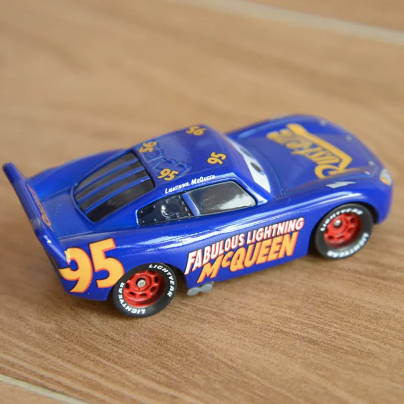 Disney Pixar Cars 3 новейшее сказочное освещение McQueen Jackson Storm Cruz Ramirez литые игрушечные
