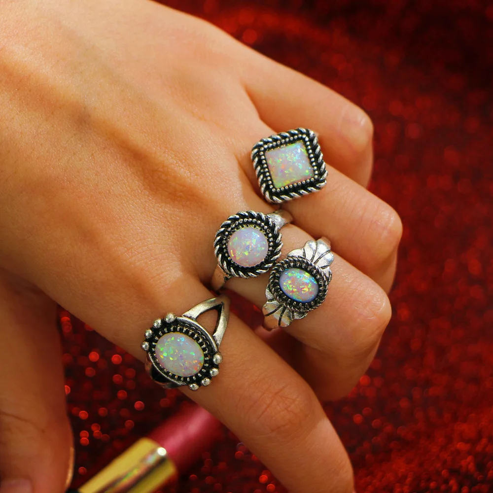 

Bohemian 4 Pcs/Set Colorful Stone Opal Rings Set Geometric Vintage Antique Knuckle Shield Rings For Women Party Jewelry Gift
