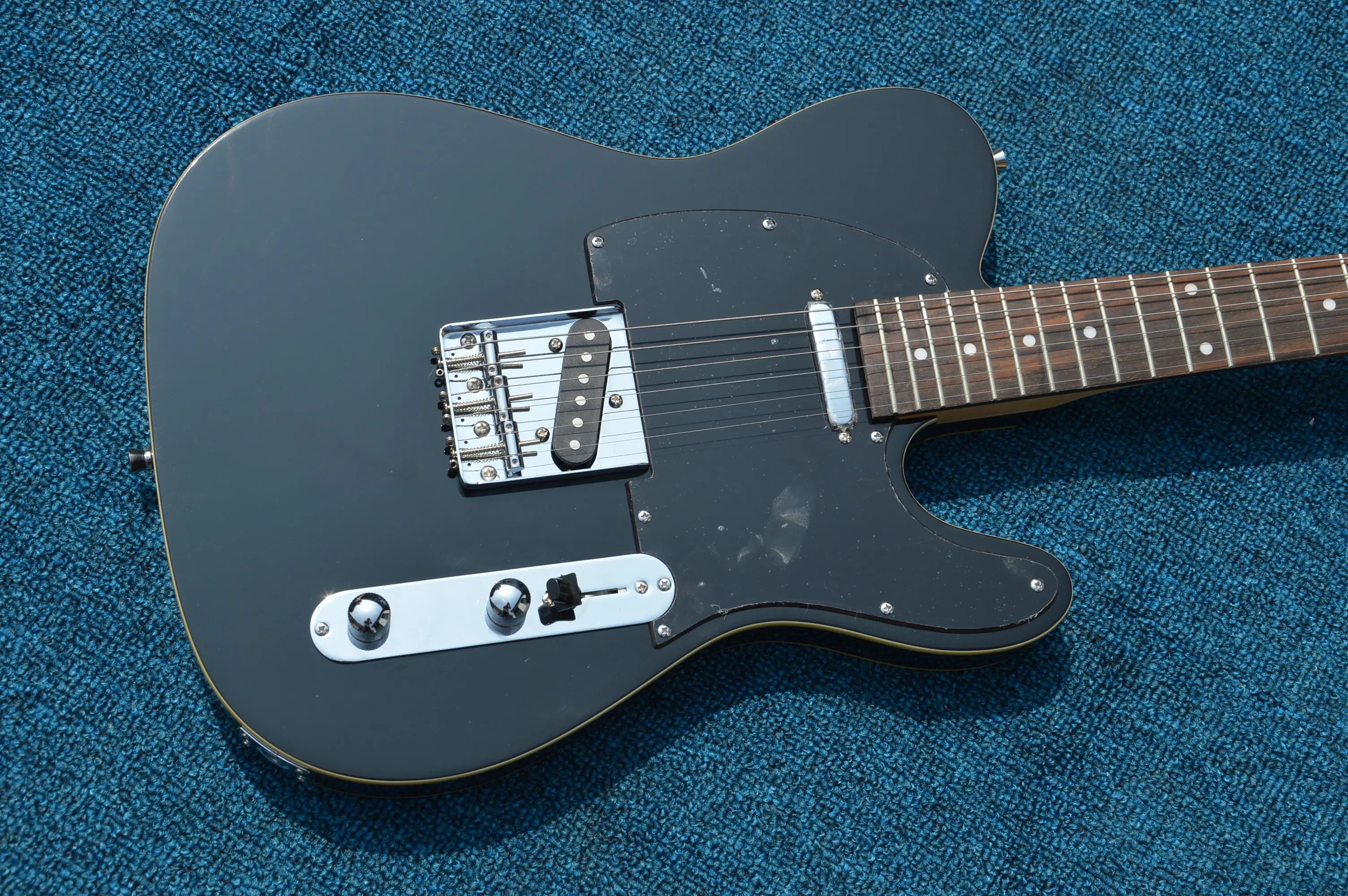 

Top quality price black rose wood fingerboard beautiful TL electric guitar, free shipping