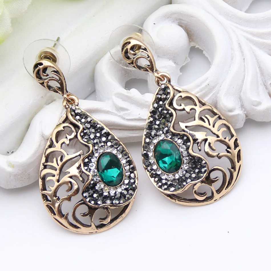 

High Quality Vintage Morocco Hollow Out Flower Earrings Antique Gold Color Earrings Women Jewelry Wedding Party Festival Gift