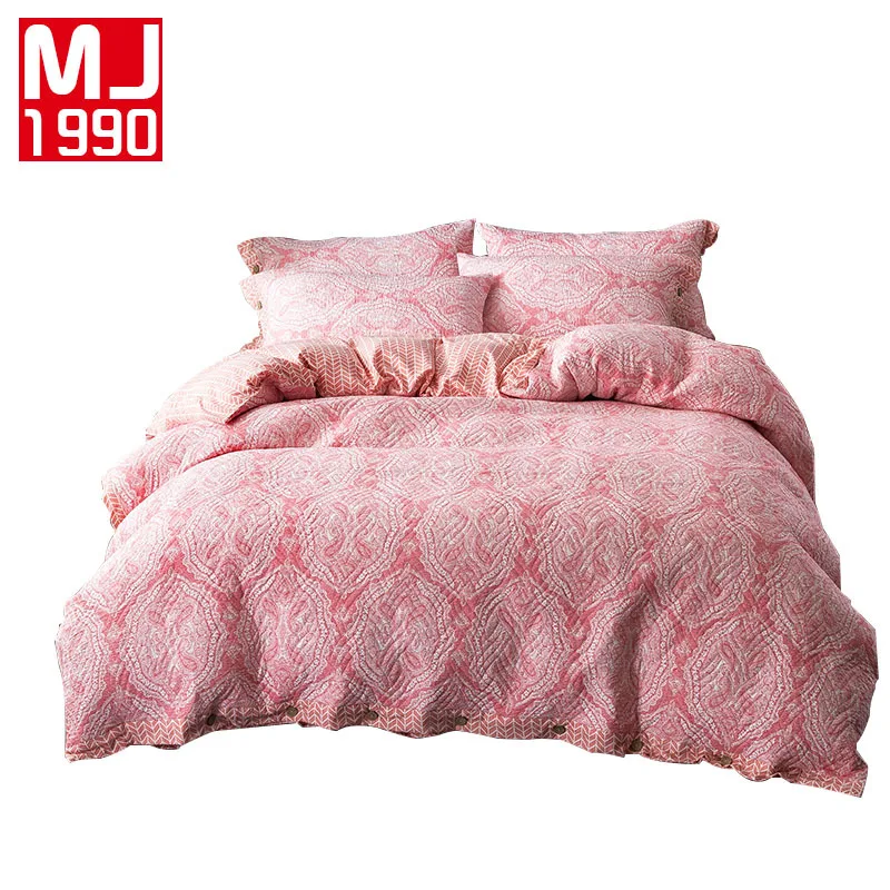 

2018 New Washed Cotton Quilted Bedding Set Floral Queen King Size Quilt cover Pillow Case Mattress cover 4 Pcs Easy to Sleep