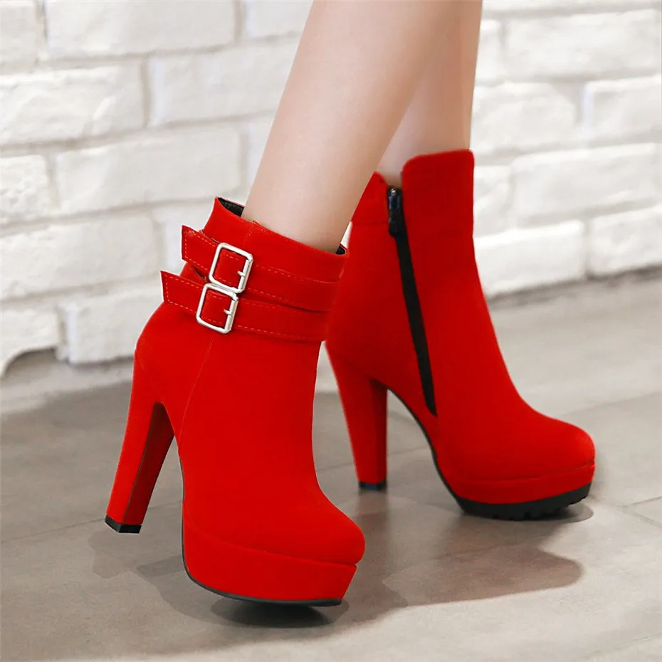 Женские зимние ботильоны на платформе 12 см модные женские красные вечерние ботинки из флока с круглым носком на высоком толстом каблуке-шпильке с плюшевой пряжкой