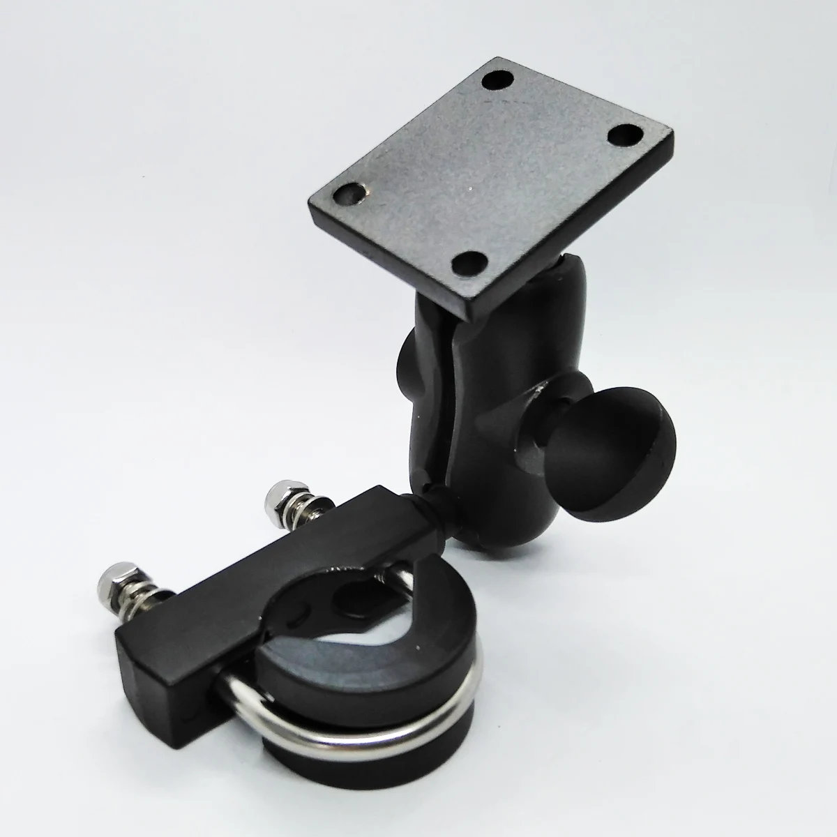 

Aluminum Alloy Motorcycle Handlebar Mount with Standard AMPS Hole Pattern for Garmin Zumo,TomTom Rider GPS Navigator