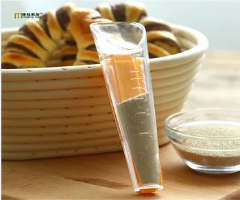 

1PC east Measuring Cup Plastic Dry Yeast Special Cup With Sealing Clip Meter For Bread Select Scales Measure Tool LB 130
