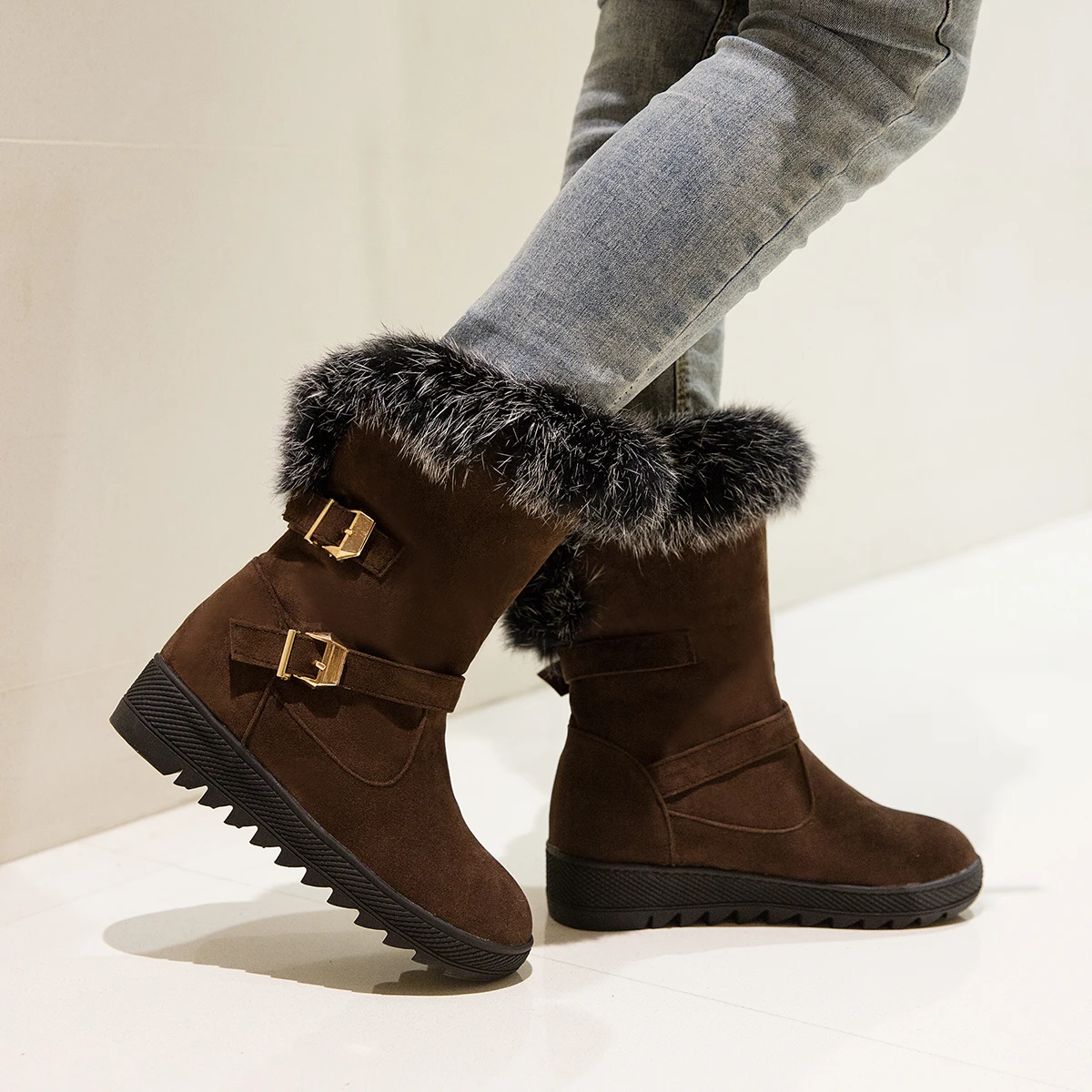 LDHZXC/Новинка года; женские зимние сапоги; сапоги на высоком каблуке; обувь на толстом меху для холодной зимы; высокие сапоги; женская обувь; большие размеры 11, 12