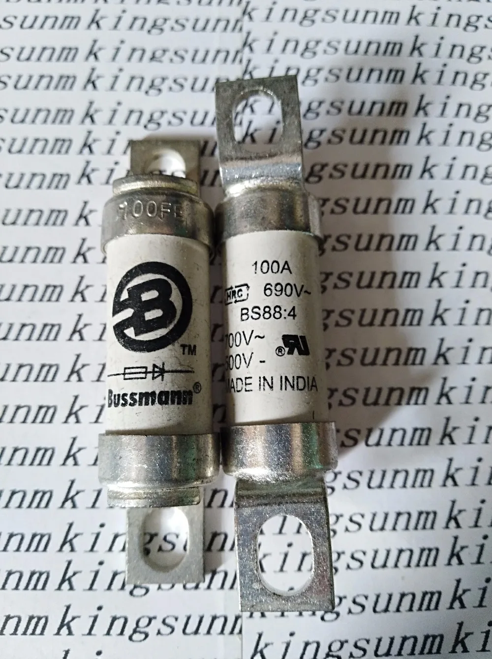 

Bussmann BS88:4 fast fuse 100FEa ceramic fuse 100A 690V genuine