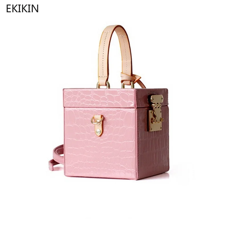

Bags for Women 2019 Cow Leather Lock Box Female Small Square Trunk Slung Portable Lady Handbags Crocodile Pattern bag