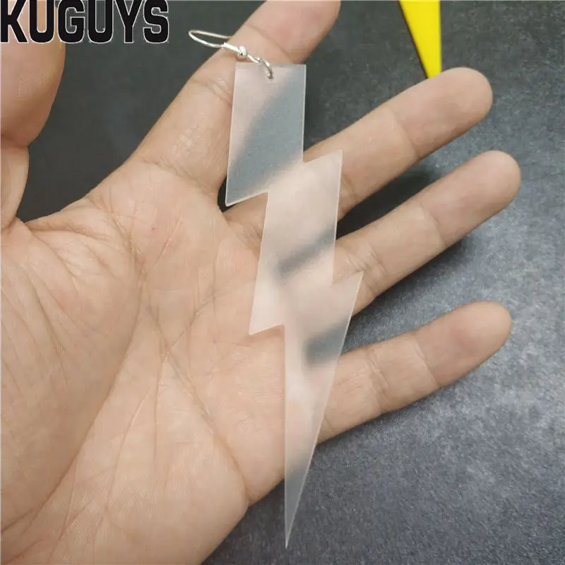 透4