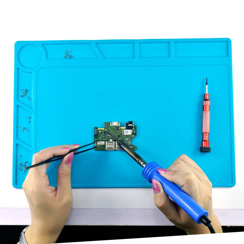 

5pcs 34x23cm Heat Insulation Silicone Pad Desk Mat Maintenance Platform for BGA Soldering Repair Station with Magnetic Section