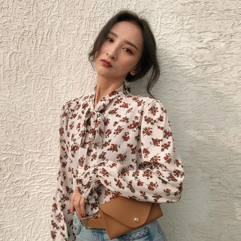 

Mazefeng 2018 New Spring Women Vintage Shirts Casual Style Female Casual Shirts Loose Women Print Floral Shirts Flare Sleeve