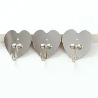 5PCS Heart Type Seamless Metal Clothes Hat Bag Hanger Hook Wall Mounted Door Keys Coat Hanger Holder Self-adhesive Decorative