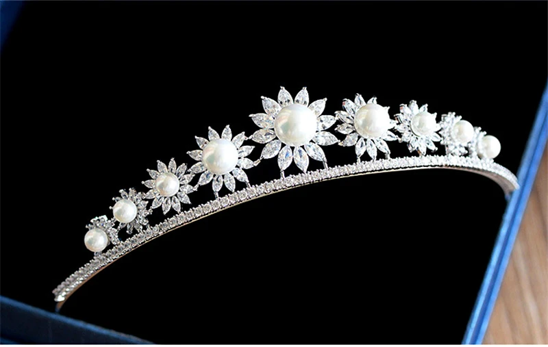 

The Sunflower Full Zircon Tiara Bride Micro Pave CZ Crown Headband Wedding Hair Accessories Diadem Jewelry Tiaras Coroa WIGO0954